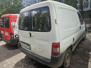 Citroen Berlingo 2011 грузовой фургон марки: Citroen модель: Berlingo, год выпуска: 2011 г., идентификационный номер (VIN): VF7GCKFWCBX506043 Ознакомится с условиями и порядком проведения торгов, оформлением подачи заявок, проектом договора купли-продажи можно на сайте…