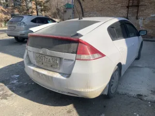 Honda Insight Hybrid 2009 года выпуска. Номер кузова ZE2-1106399, регистрационный знак Н907ТА125. Ознакомление с автомобилем и документами производится по предварительной договоренности по телефону +7-914-702-24-34 или по запросу на zenitdv@mail.ru.