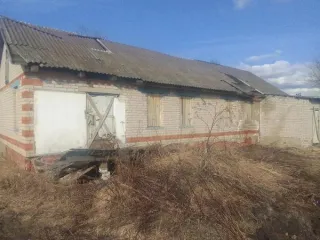 Нежилое здание 125,4 кв.м Школьный пер. д.5 Ярославская область нежилое здание с земельным участком по адресу: Ярославская область, Первомайский муниципальный округ, с.Всехсвятское, Школьный пер., д.5 нежилое здание площадью 125,4 кв.м, кадастровый номер 76:10:090901:10360, расположенное по адресу…
