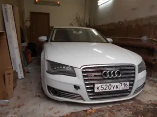 Audi A8 L 2012 года выпуска, VIN WAUZZZ4H8CN033611, государственный номер K 520 УК 716. Комплект установленных на транспортном средстве автошин марки Pirelli 235/50/19 Н103 Scorpion Ice Zero 2 XL в количестве 4 шт., автодисков марки Alutec W10 8.5*19 5/112 ЕТ32 66.5 RBFP в количестве 4 шт…