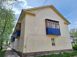 Комната 8,9 кв. м, Республика Башкортостан, адрес: г. Ишимбай, Революционная ул., д. 11, кв. 2, комн. 1, 1 этаж, кадастровый номер 02:58:020239:611, ограничения и обременения: зарегистрированные в жилом помещении лица и/или право пользования жилым помещением у третьих лиц - отсутствует, наличие…
