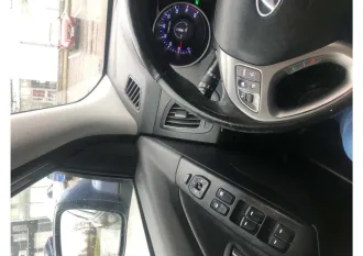 Hyundai IX35 2013 года выпуска. VIN: TMAJU81EBEJ490914.