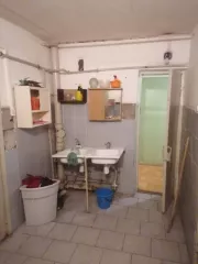 Жилое помещение (комната), площадь: 16.6 кв.м. Кадастровый номер 35:21:0401003:1959
Расположенная по адресу: Вологодская область, г. Череповец, ул. Сталеваров, д.80, кв. 31, ком. 244, 
Является предметом залога, залогодержатель - ПАО «Северсталь», 
Договор купли-продажи комнаты с рассрочкой…