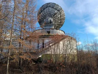 Здания общей площадью 120.7 кв.м, расположенные по адресу: Республика Саха (Якутия), улус Нижнеколымский, п. Черский, район Комарок. В состав входят: здание, кадастровый номер 14:20:020015:919, РНФИ: П12140004020, площадью 63,5 кв.м; здание, кадастровый номер 14:20:020015:920, РНФИ: П12140004021…