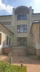 Жилой дом 1834,5 кв.м, участок 3900 кв.м, Московская область. 3-этажный, з/у 20, кадастровые номера 50:20:0010516:2172, 50:20:0010516:1275, земли населенных пунктов - для коттеджной застройки с комплексной инфраструктурой, ограничения и обременения: наличие…