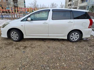 Toyota Wish 2008 года выпуска, 132 л.с., пробег 74577 км, автоматическая коробка передач. Цвет белый, VIN: ZNE100428244, ПТС: 164302093944373, государственный номер: Н984СС15. Производитель: Toyota Motor Corporation Australia Ltd. Тип двигателя: бензиновый, объем 1794 см³, мощность 132 л.с. (97.09…