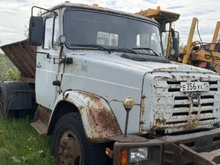 КО829А-02, 2006, регистрационный номер Е356 КК10, VIN XVL48330060000302, модель, № двигателя 506.10 50275031, шасси (рама) №433362 5 3484453, кузов № 433360 50045270, цвет белый, год изготовления 2006. Наличие ПТС: есть. Год выпуска 2006, марка грузовика КО, модель КО-829А-02, VIN XVL48330060000302.