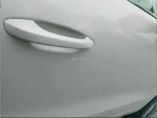 Porsche Cayenne 2020 автомобиль легковой 340.00 л.с., VIN: WP1ZZZ9YZLDA05364, цвет кузова: бежевый, местонахождение: Свердловская обл, Екатеринбург, дом Шефская, 2А,, лит. 6. Имеются  повреждения лакокрасочного покрытия и небольшая вмятина на заднем правом крыле.