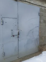 Гараж 21 кв.м, Забайкальский край. Нежилое помещение - гараж, кадастровый номер 75:32:030649:321, 1 этаж, общей площадью 21,0 кв.м., расположенный по адресу: Забайкальский край, г. Чита, ул. Смоленская, д. 129-а, строение 2, гараж № 42. Ознакомление с имуществом производится по месту его нахождения…