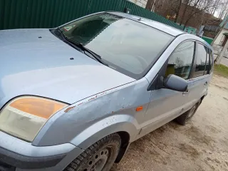 Ford Fusion 2007 года выпуска. VIN: WF0UXXGAJU7K69943, номер кузова: WF0UXXGAJU7K69943, модель и номер двигателя: FXJA 7K69943. Является предметом залога. Местонахождение: Рязанская область, р.п. Кадом, ул. Ленина, д. 53.