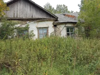 Земельный участок с кадастровым номером 71:05:010405:128 общей площадью 10000 кв.м, инкубаторно-птицеводческая станция с кадастровым номером 71:05:010405:1566 общей площадью 261,6 кв.м, расположенные по адресу: Тульская область, р-н Веневский, п. Мордвес, ул. Комсомольская, д. 40. Общая площадь…
