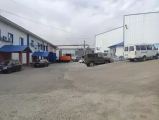 Двухэтажное здание производственного корпуса общей площадью 5264,7 кв.м., кадастровый номер 73:24:041014:270, по адресу: г. Ульяновск, ул. Энтузиастов, д. 1А. Одноэтажное здание маслохранилища, назначение нежилое, кадастровый номер 73:24:041014:262, общей площадью 121,9 кв.м., по адресу: г…