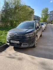 Citroen C5 Aircross 2019 года, черный, VIN VR7A45GFRKL072269, мощность 133 кВт (180.8 л.с.). Автомобиль в залоге у Совкомбанка.