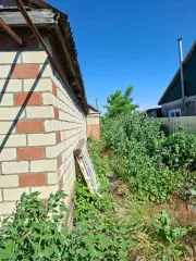 Земельный участок площадью 3 000 м², с кадастровым номером 26:06:061501:21, с одноэтажным жилым домом площадью 63,8 м², с кадастровым номером 26:06:061501:42, расположенные по адресу: Ставропольский край, Изобильненский район, село Тищенское, улица Ленина, д. 27. Ознакомление с имуществом…