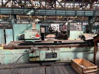 Станок круглошлифовальный 3М174РЭ 1979 года выпуска, инвентарный номер 220449. Разукомплектован.