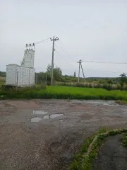 Трансформаторная подстанция площадью застройки 3 кв. м, кадастровый номер 53:11:1000208:244 и земельный участок площадью 228 ± 2 кв. м, кадастровый номер 53:11:1000208:140. Местонахождение: Новгородская обл., Новгородский р-н, рп. Пролетарий. Год ввода в эксплуатацию: 2015. Назначение сооружения…