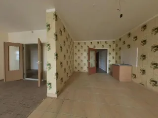 Жилое помещение 83.8 кв.м по адресу: г. Москва, ул. Борисовские Пруды, д. 5, к. 1, кв.254. Кадастровый номер 77:05:0011010:7297. Вид жилого помещения: Жилое. Общая площадь: 83.8 кв.м.