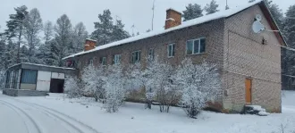 Нежилое помещение 54,6 кв.м в пос. При Пансионате Левашово, Ярославская область. Имущество, находящееся в собственности Ярославской области, расположенное по адресу: Ярославская область, р-н Некрасовский, с/о Климовский, п. При Пансионате Левашово, д. 15, в составе: помещение, назначение: нежилое…