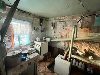 Жилой дом 48.3 кв.м и земельный участок 1777 кв.м, Самарская область. Адрес дома: Россия, Самарская область, Исаклинский район, село Ключи, улица Ленинская, дом 51. Кадастровый номер дома: 63:19:0206004:517. Земельный участок площадью 1777 +/- 15 кв.м расположен по адресу: Самарская область…