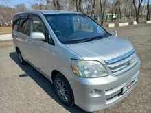Toyota Voxy, 2007 г.в., ГРЗ Е933МВ14