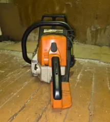 Stihl 230 бензопила "Stihl 230" 1 шт., бывшая в употреблении, работоспособность не проверялась