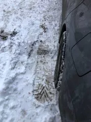 Автомобиль марки NISSAN модель Teana, 2014 г.в. VIN номер Z8NBCAL33ES006052. 1 Подвеска заднего левого колеса –деформировано ,колесо развернуто по горизонту и вертикали 2 Диск колеса задний левый стоит не комплектный 3 Порог левый смещение передней левой части 4 Диск колеса передний левый…