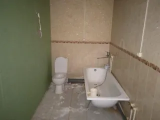Жилой дом, площадью 306,8 кв.м., кадастровый номер 20:04:0401007:1238; земельный участок (для ведения личного подсобного хозяйства), площадью 1600 кв.м., кадастровый номер 20:04:0401007:1186. Местонахождение: Чеченская Республика, Гудермесский район, г. Гудермес, ул. Мирная, д. 39. Общая площадь…