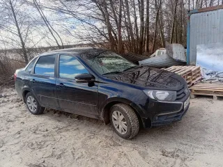 Автомобиль LADA Granta 2023 года выпуска, VIN XTA219040P0919388. В залоге у ПАО «Совкомбанк».