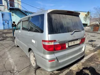 Toyota Alphard 2005 года выпуска, минивен. VIN номер: MNH15-0004021, регистрационный номерной знак О1KG067AAK.