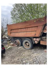 Камаз 5511, 1986 года, автомобиль грузовой, марка: КАМАЗ, модель: 5511, VIN: XTC551100C0246918, гос. рег. номер: М534ЕО58, год изготовления: 1986 (транспортное средство имеет повреждения)