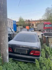 Mercedes-Benz E 320, 1996 года выпуска, VIN WDB2100551A177302; Техническое состояние: транспортное средство в неработоспособном (неисправном) состоянии, неспособное к самостоятельному передвижению из-за критических технических неисправности; техническое состояние: транспортное средство в…