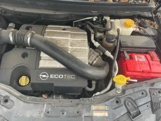 Opel Antara 2008 года, черный цвет. Номер двигателя: 10HMCH08 0710421, VIN: XUFLA63P59A001299. Залог в пользу Государственной корпорации "Агентство по страхованию вкладов".