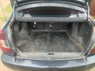 Hyundai Accent 2004 года, 102 лс, 245000 км. Легковой автомобиль, марка: HYUNDAI ACCENT, год изготовления: 2004, VIN: X7MCF41GP5M025860, мощность двигателя, л. с. (кВт): 102 (75). Пробег уточнять при осмотре.