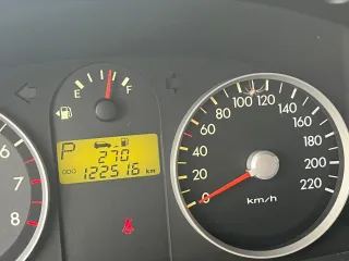 Hyundai Getz GLS 1.6 AT 2007 легковой автомобиль Hyundai Gets GLS 1.6 AT, 2007 года выпуска, VIN: KMHBU51BP8U771856, КПП механическая. Водительская дверь не родная (не при мне ставили), поэтому двери могут все не открыться/закрыться, а багажник не закрыться вообще (редко). ГУР (гидроусилитель…