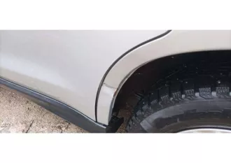 Легковой автомобиль, марка: MITSUBISHI ASX 1.6, год изготовления: 2014, VIN: JMBXNGA1WFE706109. Блокирует МКП, треснуло лобовое стекло, бампер справа нужно красить.