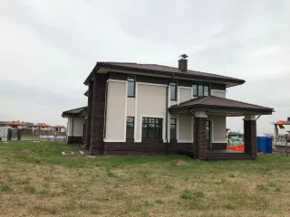 Жилой дом 258.2 кв.м, участок 1499 кв.м Ленинградская область Жилой дом с земельным участком площадью 258,2 кв.м, этажей 2, кадастровый номер 47:26:0108001:4294, с земельным участком площадью 1499 кв.м с кадастровым номером 47:26:0108001:475, расположенных по адресу: Ленинградская область…