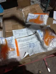 Товары народного потребления, 15 наименований, годные остатки. Товары народного потребления в ассортименте, 15 наименований: приспособление для прокалывания мяса – 6 шт., формы для лепки чебуреков - 20 шт., носки с массажёром – 20 шт., доска для размораживания мяса – 21 шт., фоторамка – 30 шт…
