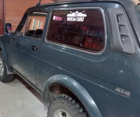 Легковой автомобиль ВАЗ 21213, VIN: XTA212130T1210465, 1996 г.в., цвет Темно зеленый, Номер кузова: XTA212130T1210465, Мощность: 80.0 л.с.