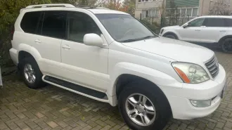 Lexus GX 470 2004 года, модель GX 470 V8, кузов и VIN: JTJBT20X040040705.