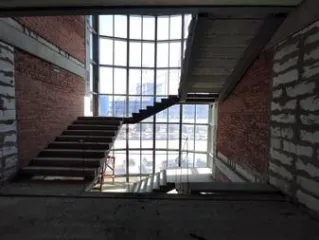 Объект незавершенного строительства 5916.3 кв.м, земельный участок 3283 кв.м, Новосибирская область. Объект незавершенного строительства: кадастровый номер 54:35:064225:973, дата присвоения кадастрового номера 13.11.2015, степень готовности 90%; площадь застройки 5916.3 кв.м, адрес Новосибирская…