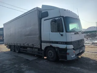 Mercedes Actros 2003 автомобиль марки MERCEDES модель Actros 2003 г.в. VIN-номер WDB9502141K803861. Ознакомиться с правилами проведения торгов, информацией по продаваемому имуществу и согласовать порядок осмотра можно по адресу: 160000, Вологодская обл., г. Вологда, ул. Козленская, д. 3, оф. 6 в…