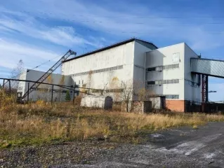Здание, расположенное по адресу Кемеровская область, г. Березовский, ул. Школьная, д. 1а, кадастровый номер 42:22:0202002:1458, площадью 239.9 кв.м. Здание, расположенное по адресу Кемеровская область, г. Березовский, ул. Школьная, д. 1а, кадастровый номер 42:22:0202002:1459, площадью 335.2 кв.м…
