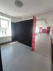 Нежилое помещение площадью 621,2 кв.м, расположенное по адресу: Красноярский край, город Красноярск, улица Дубровинского, д. 43, пом. 7 (24:50:0300287:391).