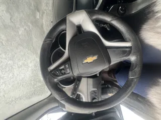 Chevrolet Cruze 2014 года. VIN: XUFJF695JE3031597. Осмотр самостоятельный ежедневно, с ключами — по средам с 11:00 до 12:00 по предварительной договоренности по телефону 89194023184. Находится на охраняемой парковке у Бизнес Центра 74 в Челябинске, улица Энтузиастов, дом 30.