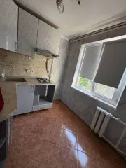 1/10 доли квартиры, 50,5 кв.м, Ставропольский край; 1/10 доля квартиры в Ставропольском крае; еще 1/10 доля квартиры в Ставропольском крае; еще 1/10 доля в праве на жилое помещение, площадь: 50,5кв.м., адрес (местонахождение): Российская Федерация, край Ставропольский, город Невинномысск, улица…