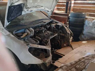 Peugeot 206, 2008 года, 75 лс, 350000 км. Легковой автомобиль Пежо206, год выпуска 2008, VIN VF32BKFWA72790272, номер двигателя 13186015814, государственный регистрационный знак Е130ЕУ178. Требуется ремонт.