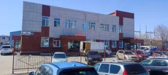 ½ доля в общей долевой собственности на нежилое здание площадью 1201,1 кв.м, кадастровый номер: 22:63:030324:97, расположенное на земельном участке площадью 4242+/- 8 кв.м, кадастровый номер: 22:63:030324:24, вид разрешенного использования - для строительства предприятия бытового обслуживания…