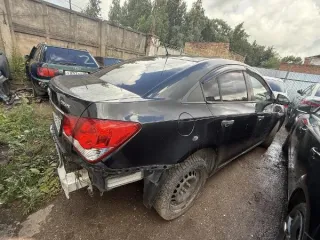 Chevrolet Cruze, Hyundai Solaris, 2 шт., год не указан Годные остатки: легковые автомобили, 2 штуки 1.Автомобиль марки "Chevrolet Cruze", г.р.з. К918ВР/53, передан в собственность государства на основании решения Новгородского районного суда от 24.11.2023 (номер дела 1-1135/2023). Ключи от…