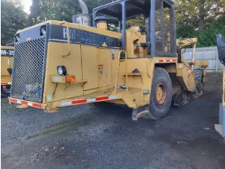Аукцион. Стабилизатор грунта Caterpillar RM350B, 2001 г.в., рег. знак 9605 РК14.
