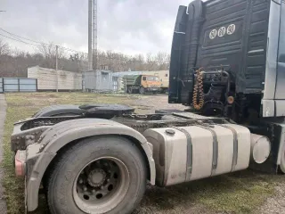 Volvo 174483, 2012, грузовой тягач седельный, марка Volvo, модель 174483, год изготовления 2012, VIN X38174483C2800221. Имущество находится в совместной собственности.